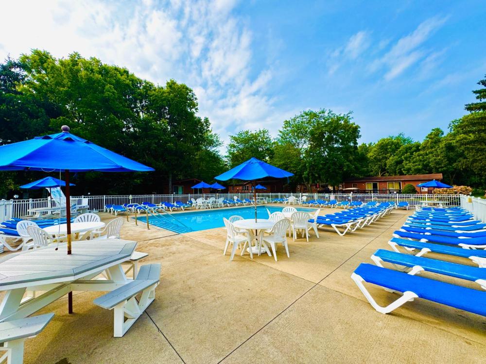 Put-in-Bay Island Club #113
